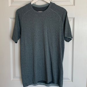 Mens lululemon shirt
